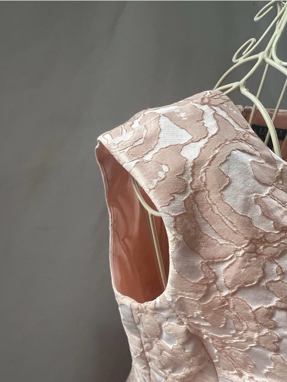 Lauren Ralph Lauren Pink Jacquard Sheath Dress Size 4 Elegant Cocktail Career - Picture 3 of 14